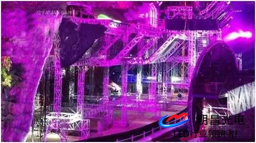 新趨勢(shì):體育賽事跟led顯示屏等新科技技融合 新趨勢(shì):體育賽事跟led顯示屏等新科技技融合